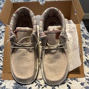 Hey Dude Beige and Multicolor Knit Slip-Ons